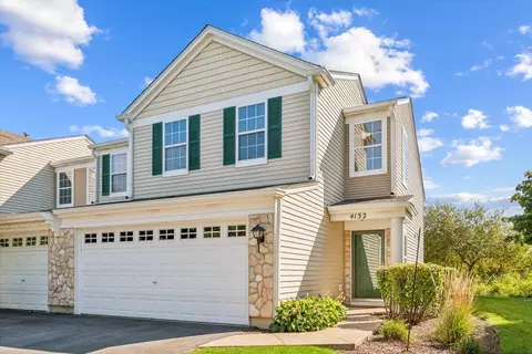 4132 Oak Tree Ln, Plainfield, IL 60586