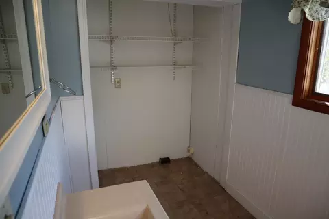 123 Rodney Ave, Walnut, IL 61376 photo 5