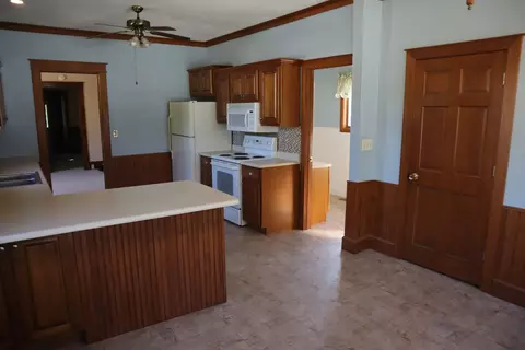 123 Rodney Ave, Walnut, IL 61376 photo 3