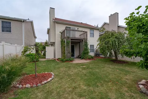 35 Parkshores Ave, Bloomington, IL 61701 photo 29