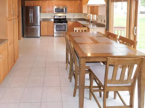 Kitchen - 5987 Sweet Grass Dr, Roscoe, IL 61073 photo 1 of 7