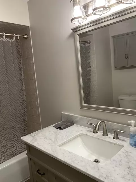 1111 E Jefferson St #10, Bloomington, IL 61701 photo 15