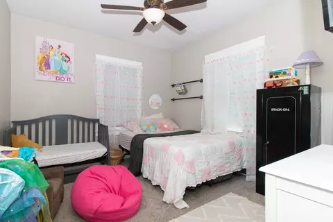 Bedroom - 812 E Taylor St, Bloomington, IL 61701 photo 2 of 5