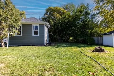 Exterior - 201 S Main St, Arrowsmith, IL 61722 photo 7 of 7