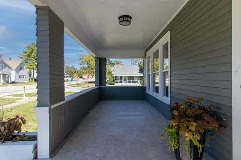 Exterior - 201 S Main St, Arrowsmith, IL 61722 photo 2 of 7
