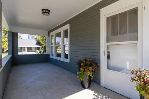 Exterior - 201 S Main St, Arrowsmith, IL 61722 photo 3 of 7