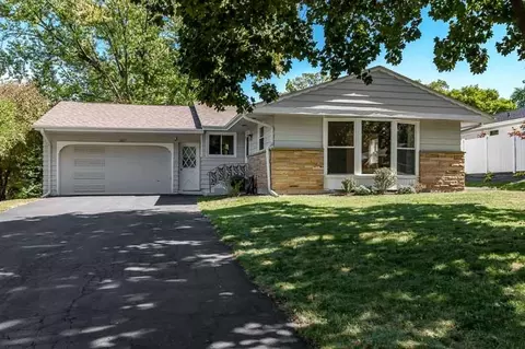 2007 Whitehall Rd, Rockford, IL 61107