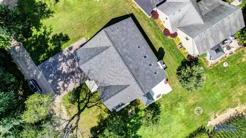 View/Area - 250 Riverview Dr, Algonquin, IL 60102 photo 4 of 7