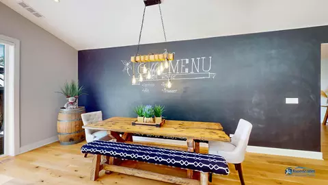 Dining - 250 Riverview Dr, Algonquin, IL 60102 photo 2 of 2