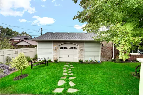 9743 S Hamilton Ave, Chicago, IL 60643 photo 33