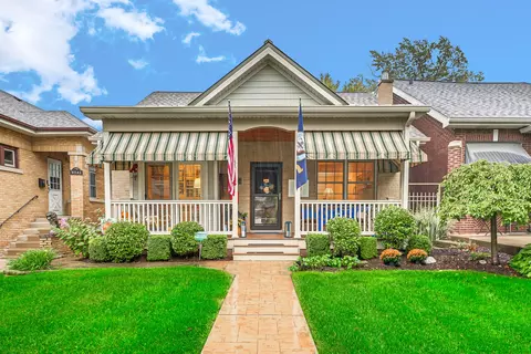 9743 S Hamilton Ave, Chicago, IL 60643 photo 2