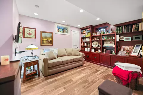 9743 S Hamilton Ave, Chicago, IL 60643 photo 24