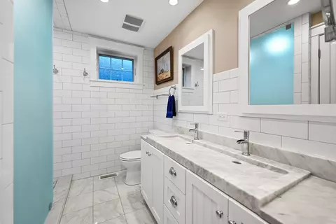 9743 S Hamilton Ave, Chicago, IL 60643 photo 16