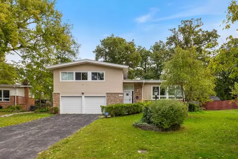 2737 Arlington Ave, Highland Park, IL 60035