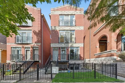 1426 W Lexington St #2, Chicago, IL 60607