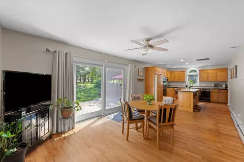 10 S079 Leonard Dr, Willowbrook, IL 60527 photo 8