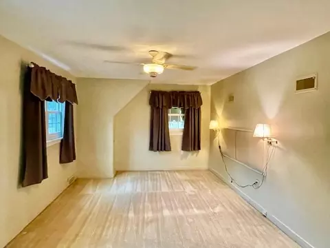 618 Cornelia St, Joliet, IL 60435 photo 28