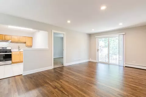 Living - 8912 Steven Dr #2F, Des Plaines, IL 60016 photo 2 of 3