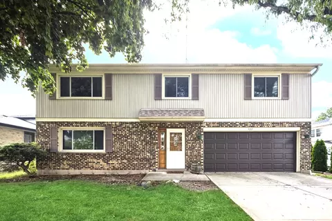 532 N Joyce St, Lombard, IL 60148