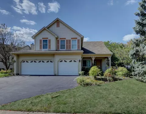 Exterior - 1380 Beacon Ln, Bartlett, IL 60103 photo 2 of 9