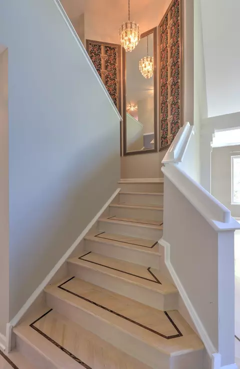 Entry Way - 1380 Beacon Ln, Bartlett, IL 60103 photo 2 of 4