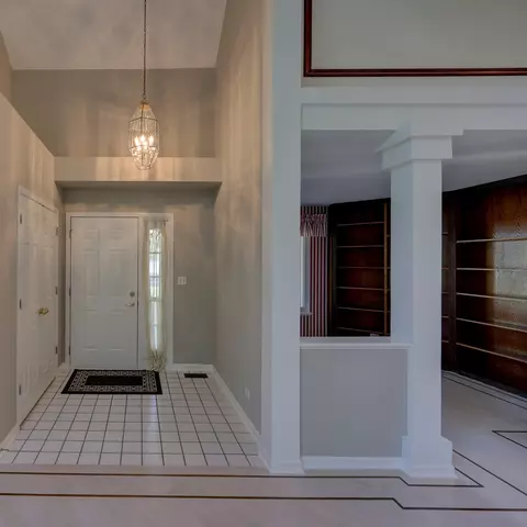 Entry Way - 1380 Beacon Ln, Bartlett, IL 60103 photo 1 of 4