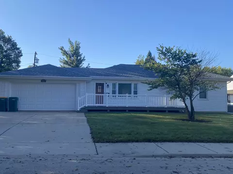 407 W Bluff St, Streator, IL 61364