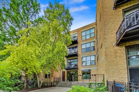 1330 W Monroe St #416, Chicago, IL 60607