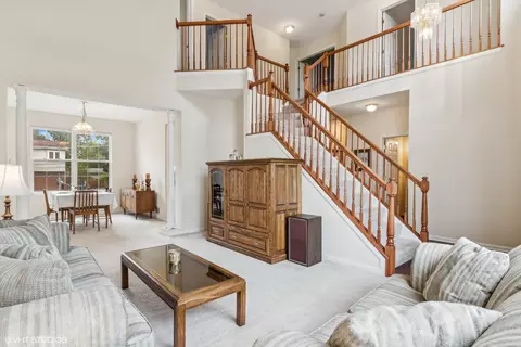 Living - 745 Citadel Ct, Des Plaines, IL 60016 photo 1 of 3