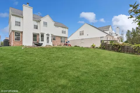 Exterior - 745 Citadel Ct, Des Plaines, IL 60016 photo 3 of 3