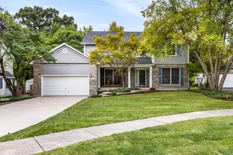 4 Winterberry Ct, Bolingbrook, IL 60440