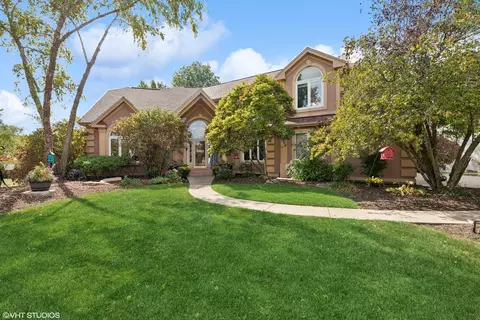 7359 Southwick Dr, Frankfort, IL 60423