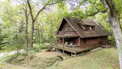 3 Cherokee Ct, Putnam, IL 61560 photo 3