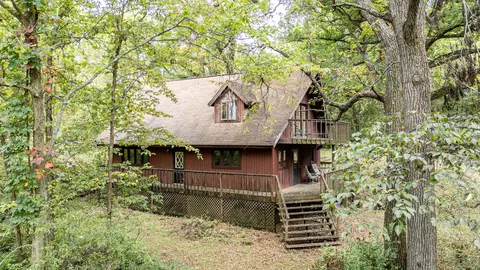 3 Cherokee Ct, Putnam, IL 61560 photo 2
