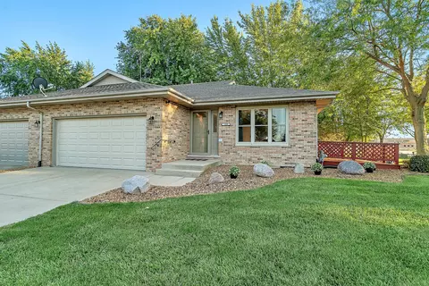 100 Wyndstone Dr, Elwood, IL 60421
