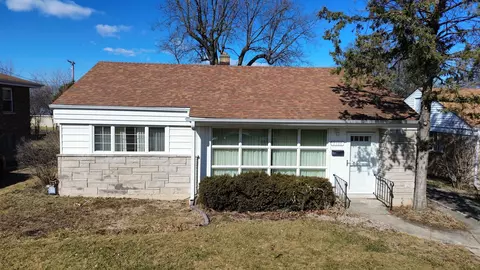 2336 Spruce Rd, Homewood, IL 60430