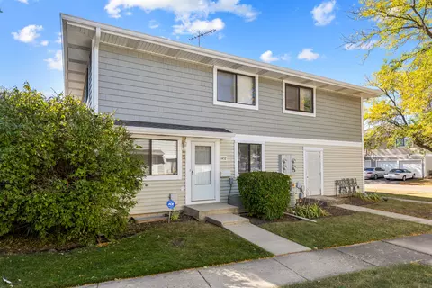 1452 Bear Flag Dr #0, Hanover Park, IL 60133