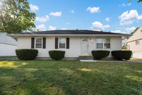 2508 Fairway Dr, Joliet, IL 60435