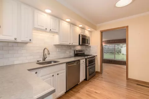 Kitchen - 845 Rose Ave, Des Plaines, IL 60016 photo 2 of 3