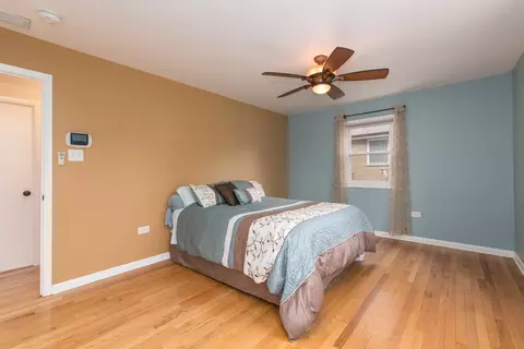 Bedroom - 845 Rose Ave, Des Plaines, IL 60016 photo 3 of 3