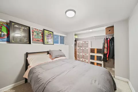 5030 N Kedvale Ave, Chicago, IL 60630 photo 25
