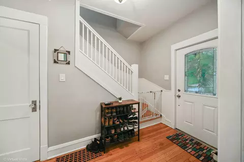 5030 N Kedvale Ave, Chicago, IL 60630 photo 3