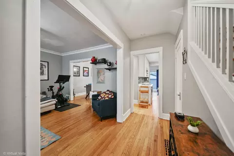 5030 N Kedvale Ave, Chicago, IL 60630 photo 2
