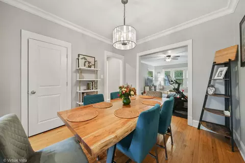 5030 N Kedvale Ave, Chicago, IL 60630 photo 16