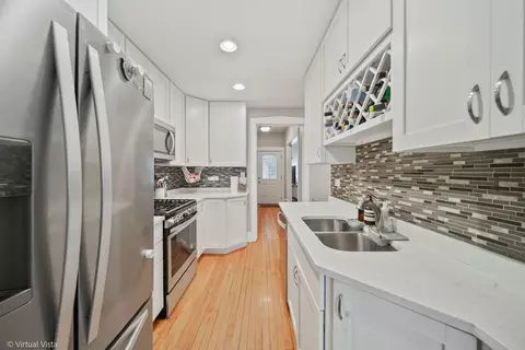 5030 N Kedvale Ave, Chicago, IL 60630 photo 10