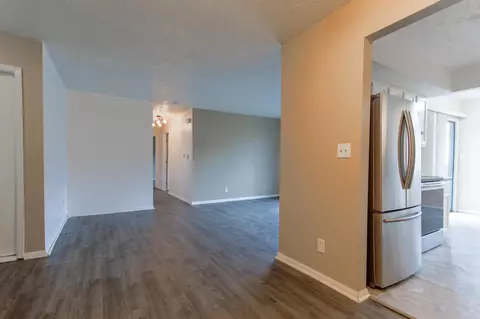Entry Way - 1600 Northbrook Dr #B8, Normal, IL 61761 photo 1 of 2