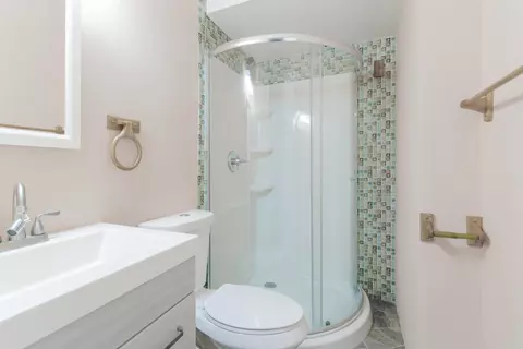 Bath - 1600 Northbrook Dr #B8, Normal, IL 61761 photo 2 of 2
