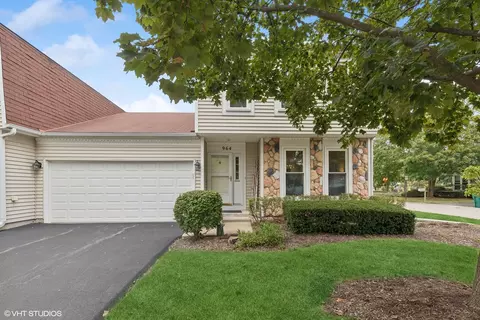 964 Burgess Cir, Buffalo Grove, IL 60089
