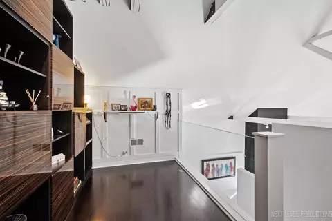 Entry Way - 5 N540 Guild Ln, Wayne, IL 60184 photo 1 of 1