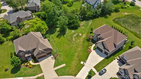 1528 Mya Ct, Naperville, IL 60565